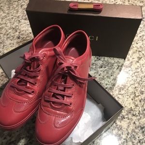 GUCCI women’s sneaker: authentic
